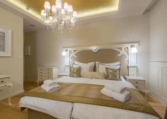 Готель Piazza Heritage 4*