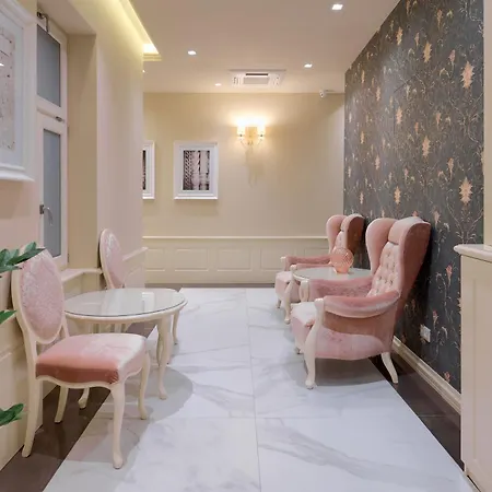 Piazza Heritage 4*