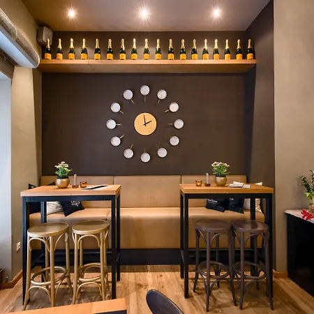 ピアッツァ ラグジュアリー ルームズ スプリト