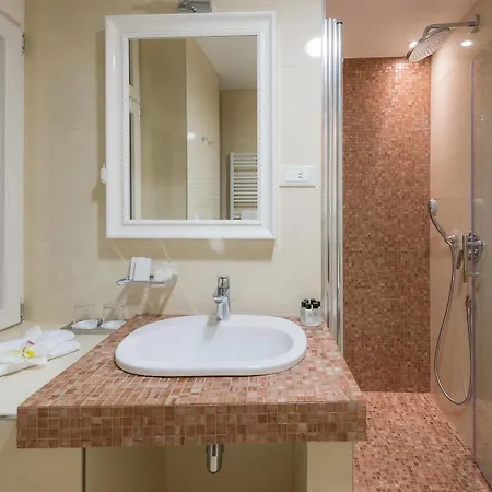 Hotel Piazza Heritage 4*