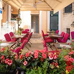 Piazza Heritage فندق سبليت