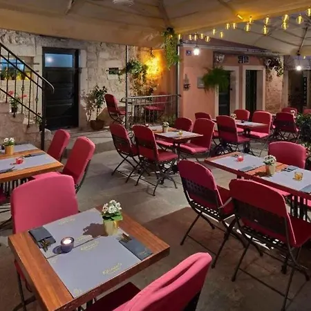 Piazza Heritage Split