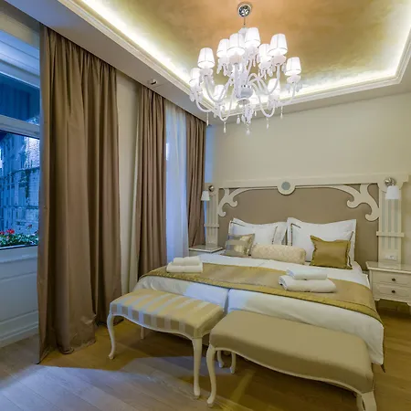 Piazza Heritage Split