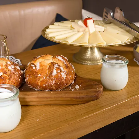 Piazza Heritage 4* Split