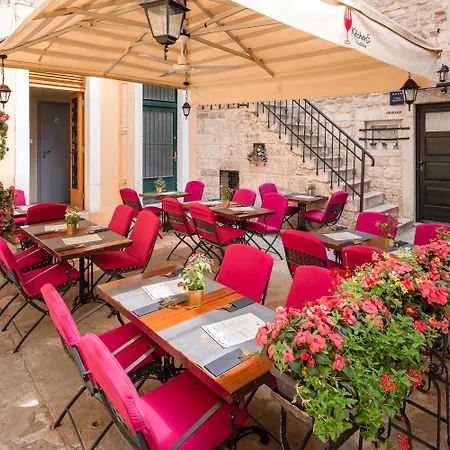 Piazza Heritage Split