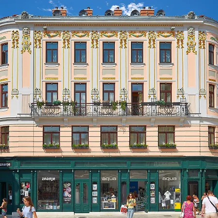 Szálloda Piazza Heritage Split