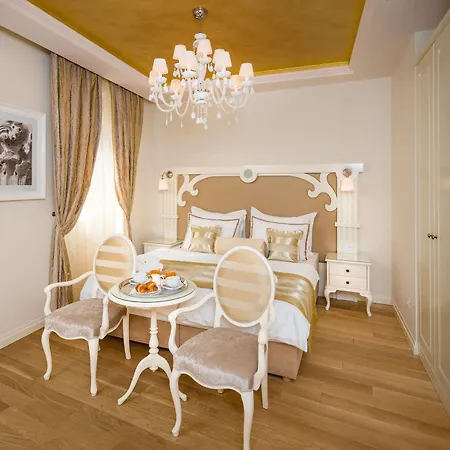 Szálloda Piazza Heritage 4*