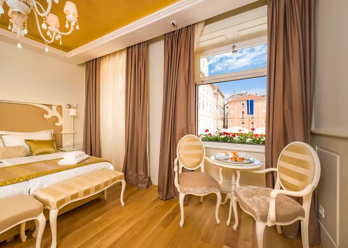 Hotell Piazza Heritage 4*