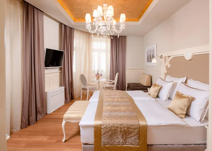 Piazza Heritage Hotell 4*