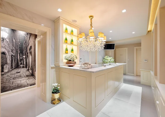 豪华客房广场 酒店