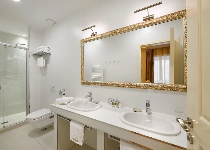 Piazza Heritage Hotell