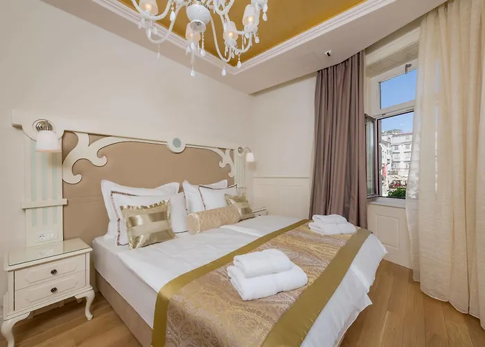 Piazza Heritage Hotell Split