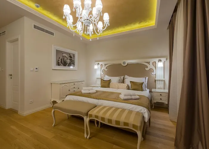 Piazza Heritage Hotell