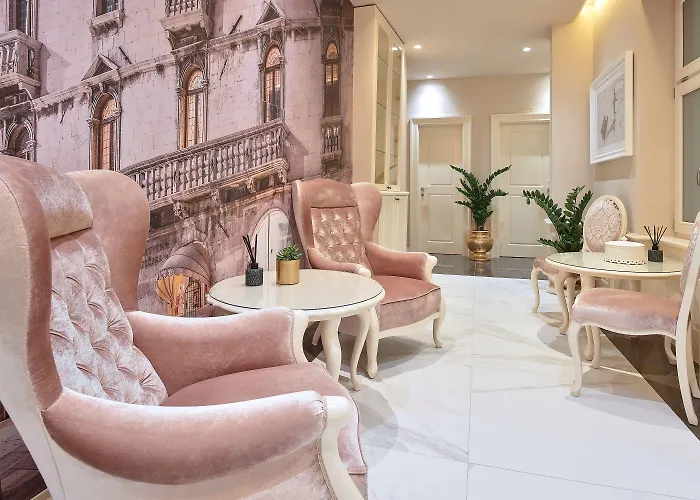 Piazza Heritage Hotel